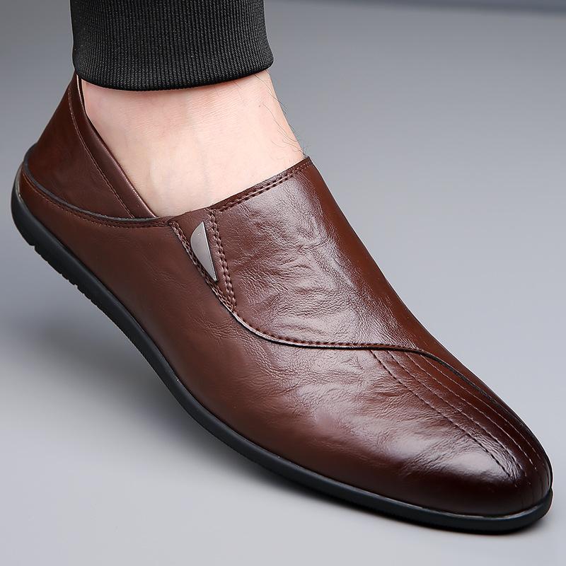 

2025 spring and autumn new lazy one-pedal casual leather shoes men s versatile Doudou shoes breathable soft-soled driving shoes 986 44 коричневый