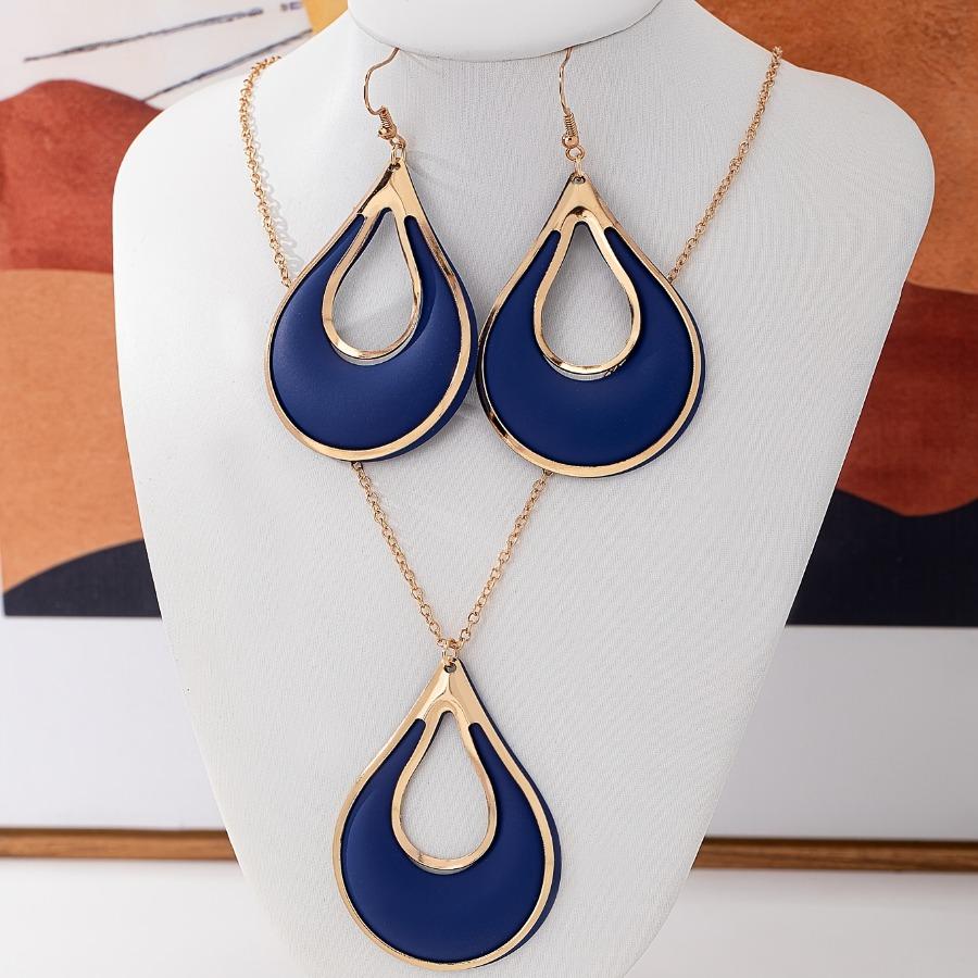 Fashion New 3pcs Earring and Necklace Set, Simple and Elegant Women's Creative Teardrop Metal Spray-Painted Earrings and Necklace Set