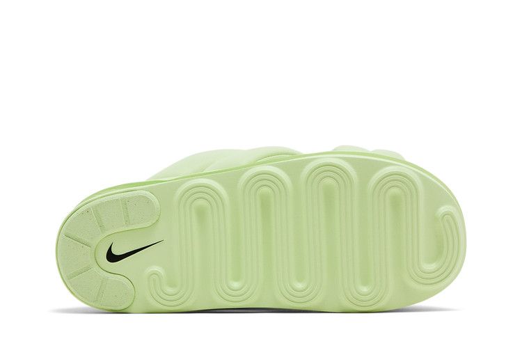 Women's Sandals Nike Air Max Isla Sandal Barely Volt (Women's) Barely Volt/Barely Volt/Volt/Black