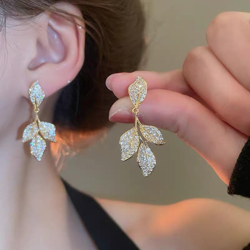 

Роскошные серьги-капли с кристаллами и кисточками, модные длинные висячие серьги для женщин, модные аксессуары, свадебные украшения для вечеринки