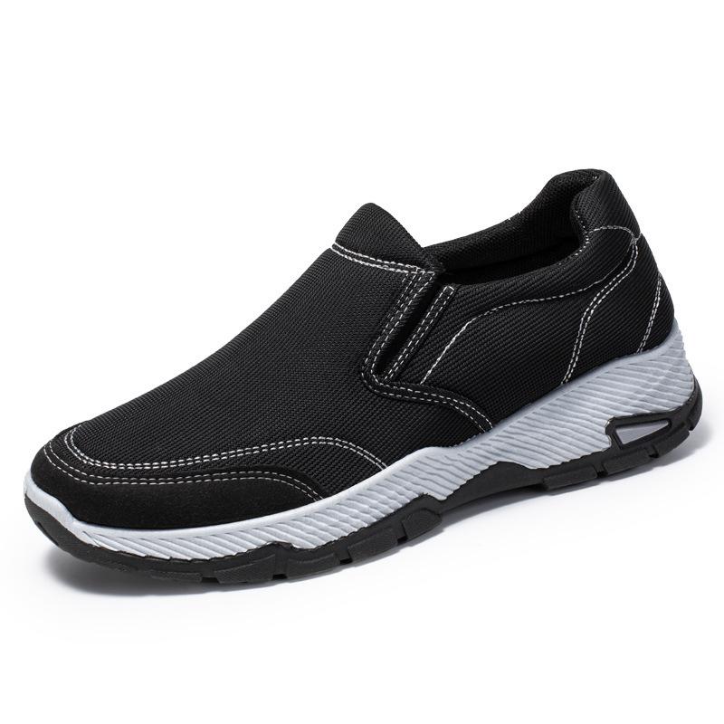 2025 new breathable one-pedal lazy shoes men's versatile casual men's shoes spot outdoor sports shoes