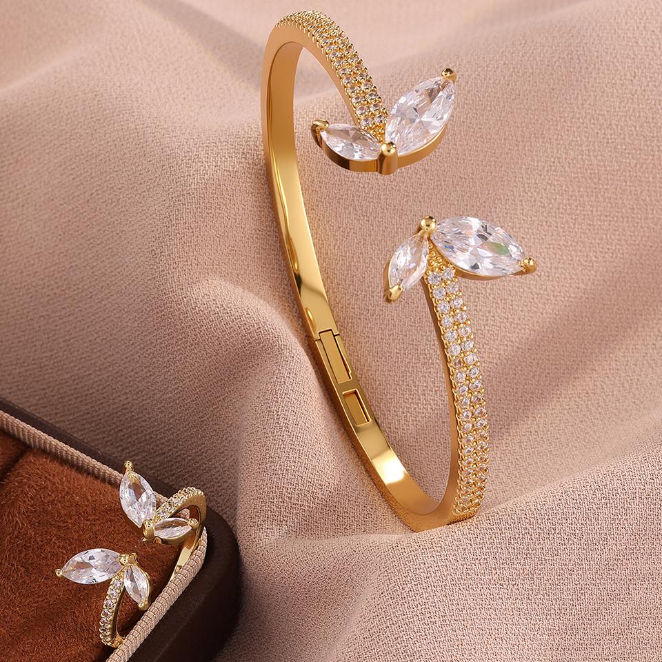 

ZAKOL Brand Luxury Zircon Crystal Butterfly Open Ring Bracelet Set for Women Brilliant CZ Niche Design Wedding Party Zircon