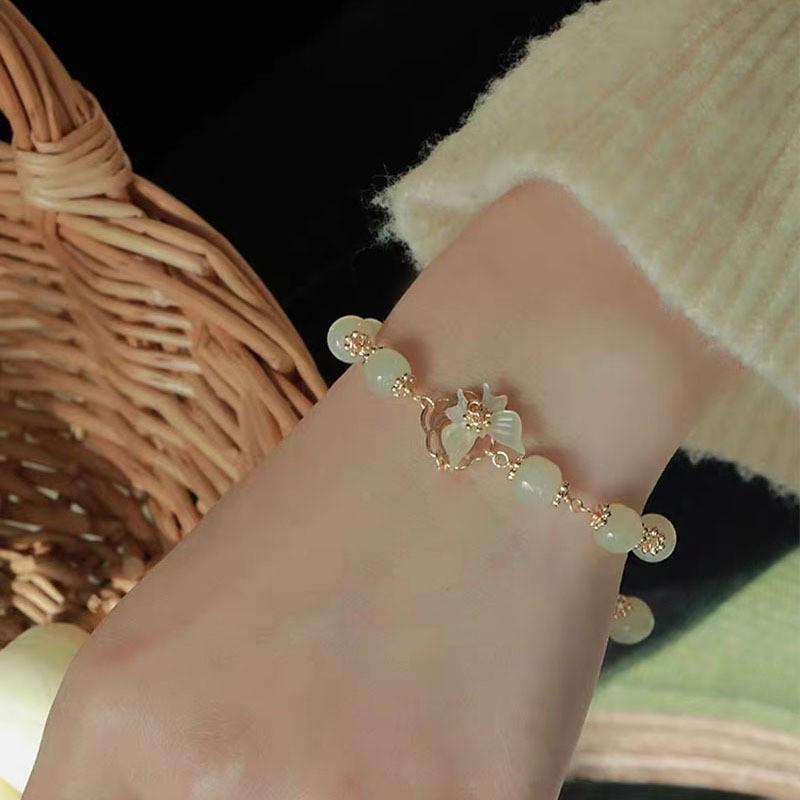 Imitation Hetian Jade Butterfly Bracelet - Women's Elegant Design, Versatile Chinese Style, Perfect Daily Accessory or Best Friend Gift.