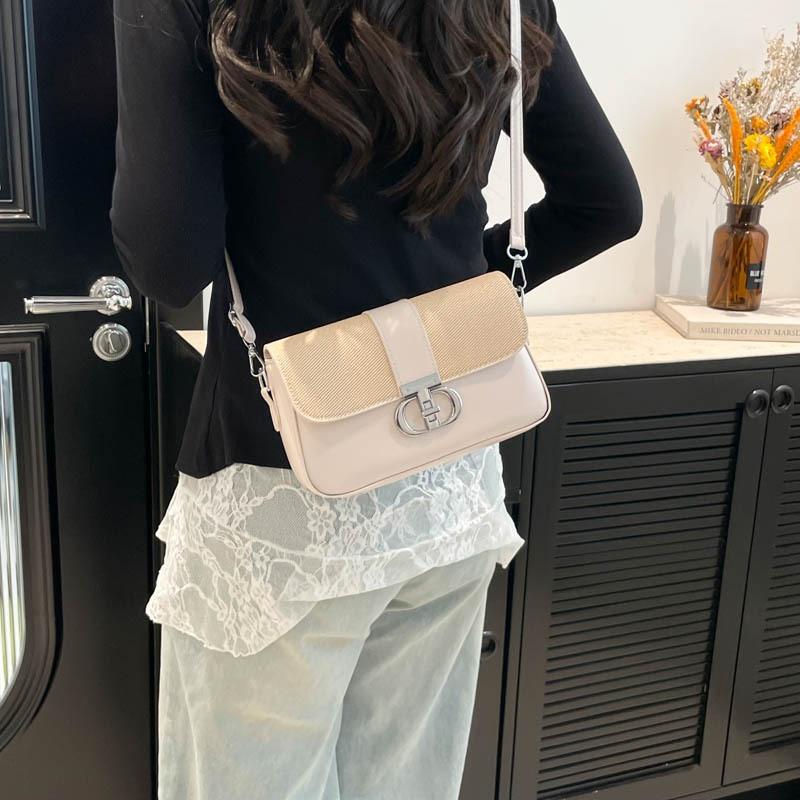 New Fashion Trend Light Luxury Design Sense Niche Shoulder Messenger Bag High Sense Versatile Women Bag