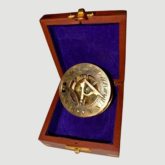 

Solid Brass Sundial Compass 7.62 cm Home Decor Gifts Golden Polish Gift for Travelers, Explorers, and History Enthusiasts