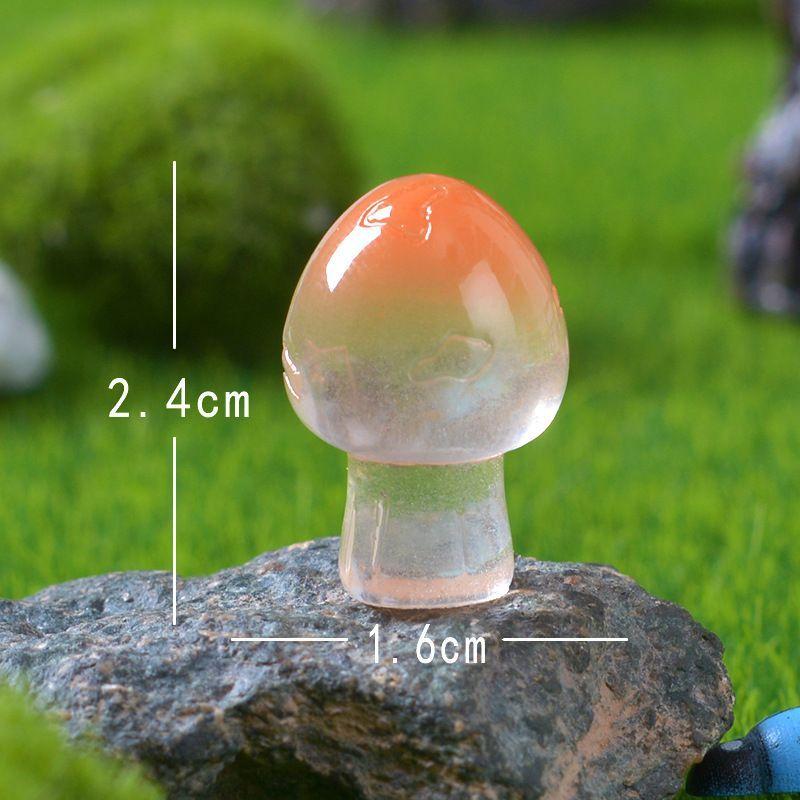 9 Teile/satz Mini Leuchtende Pilz Miniaturen Glow In The Dark Ornament Moos Terrarium Micro Landschaft Fee Garten Dekoration