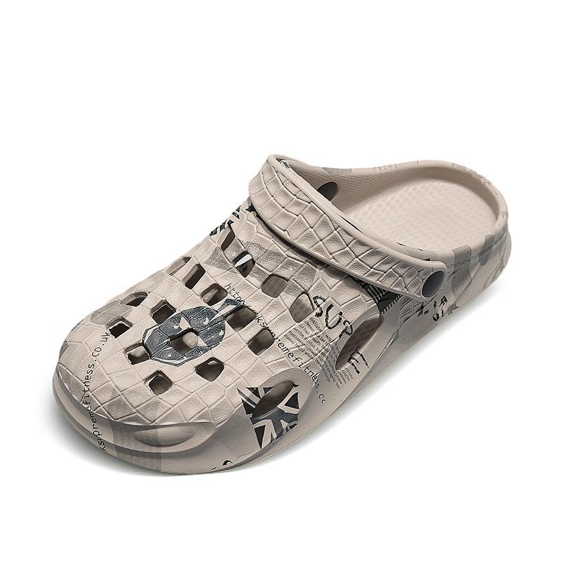 

Hole shoes men s summer new baotou beach sandals wear non-slip thick bottom stepping on shit feeling personalized camouflage slippers 46 хакі