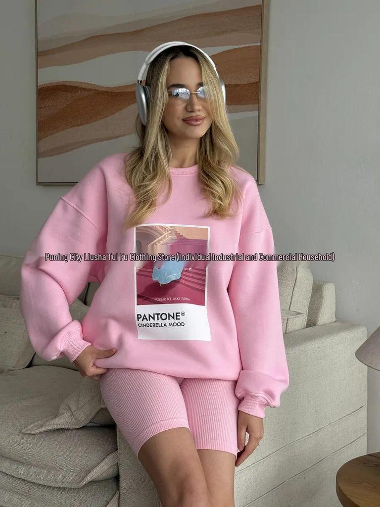 Chic Versatile Sweetheart Anime Print Round Neck Sweatshirt for Autumn/Winter