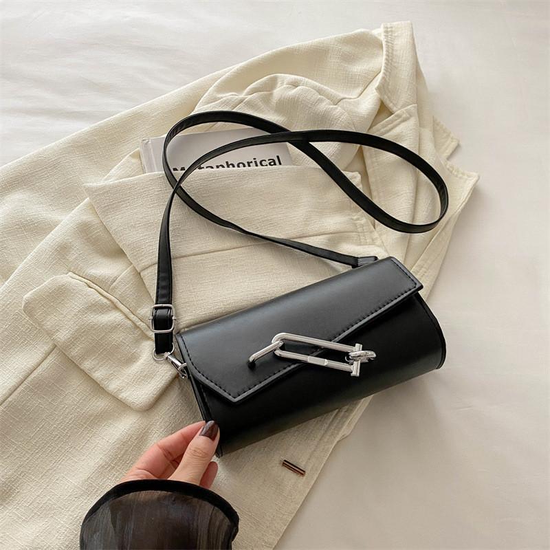 Chic 2024 Summer Collection Unique Design Small Square Bag Versatile Crossbody Shoulder Bag чёрный