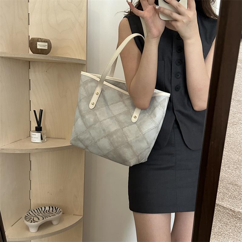 New Summer Korean Version Retro Large Capacity Simple Contrasting Color Tote Bag Women's One-shoulder Underarm Bag