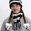DANCING GRANDMA CURLY STRIPE MUFFLER : BLACK