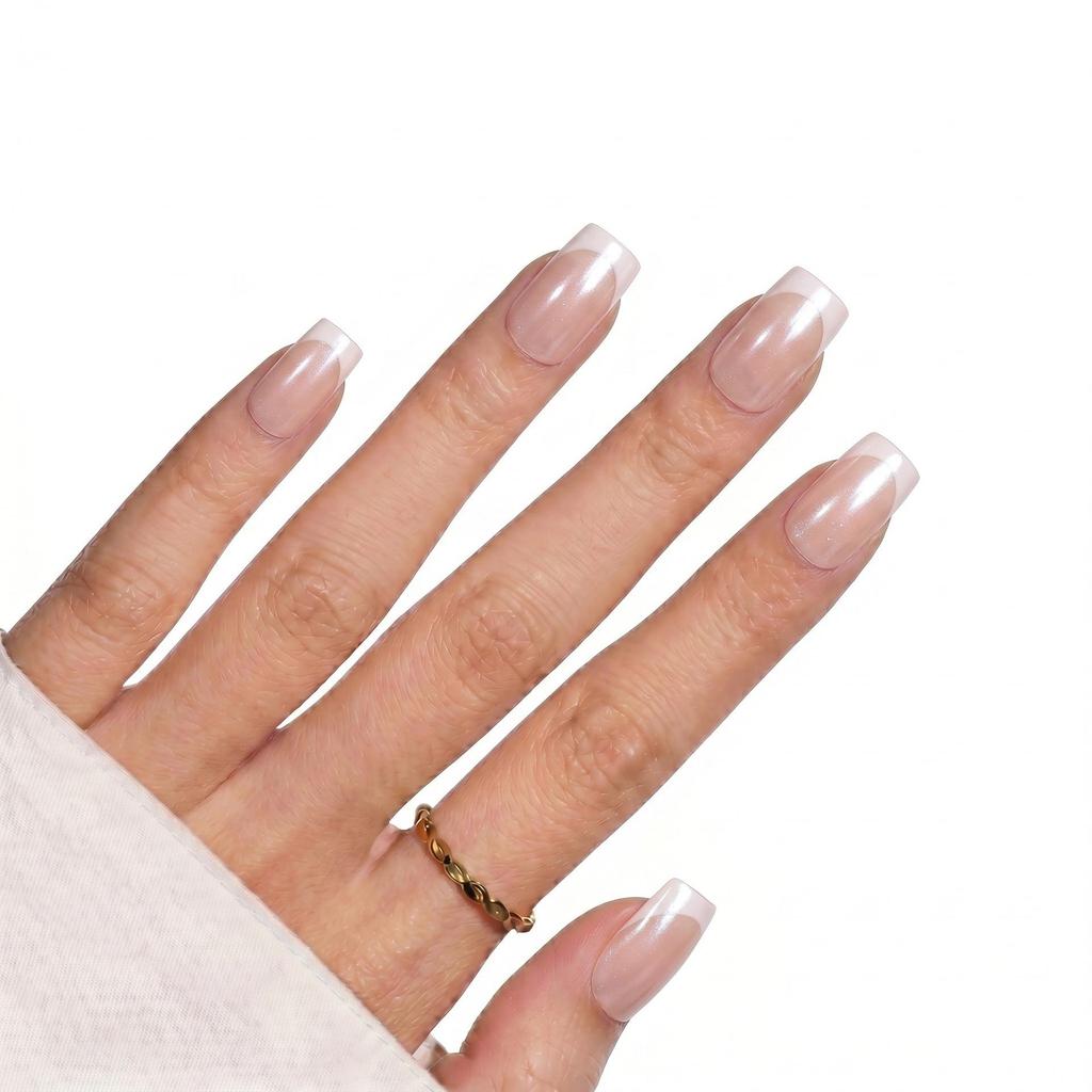 Hochwertige tragbare künstliche Nägel im Mandel-Nude-French-Stil – mittellange und lange Nagelspitzen