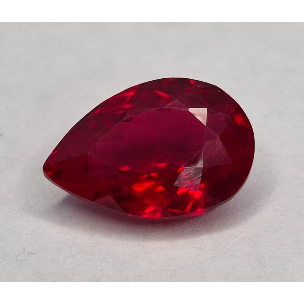 Natürlicher Brillanter Roter Rubin Tropfen 9-11 Karat Fabelhafter Zertifizierter Loser Edelstein