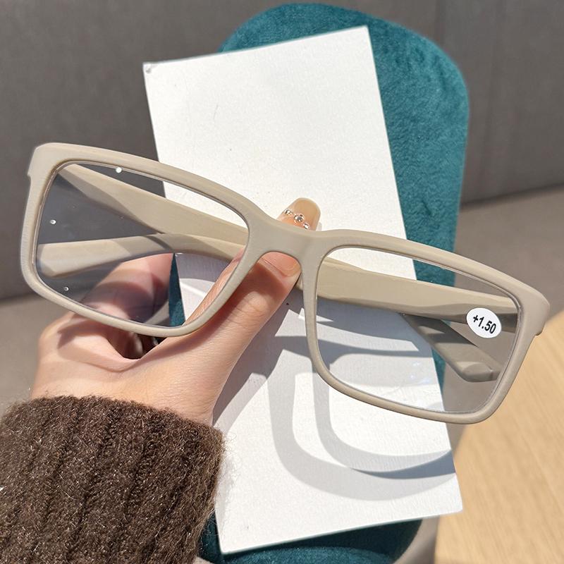 New Blue Light Blocking Spring-Loaded Legs Reading Eyeglasses For Men and Women Stylish Square Shaped Shaped Frame Presbyopia Eyeglasses 0 To +4.0