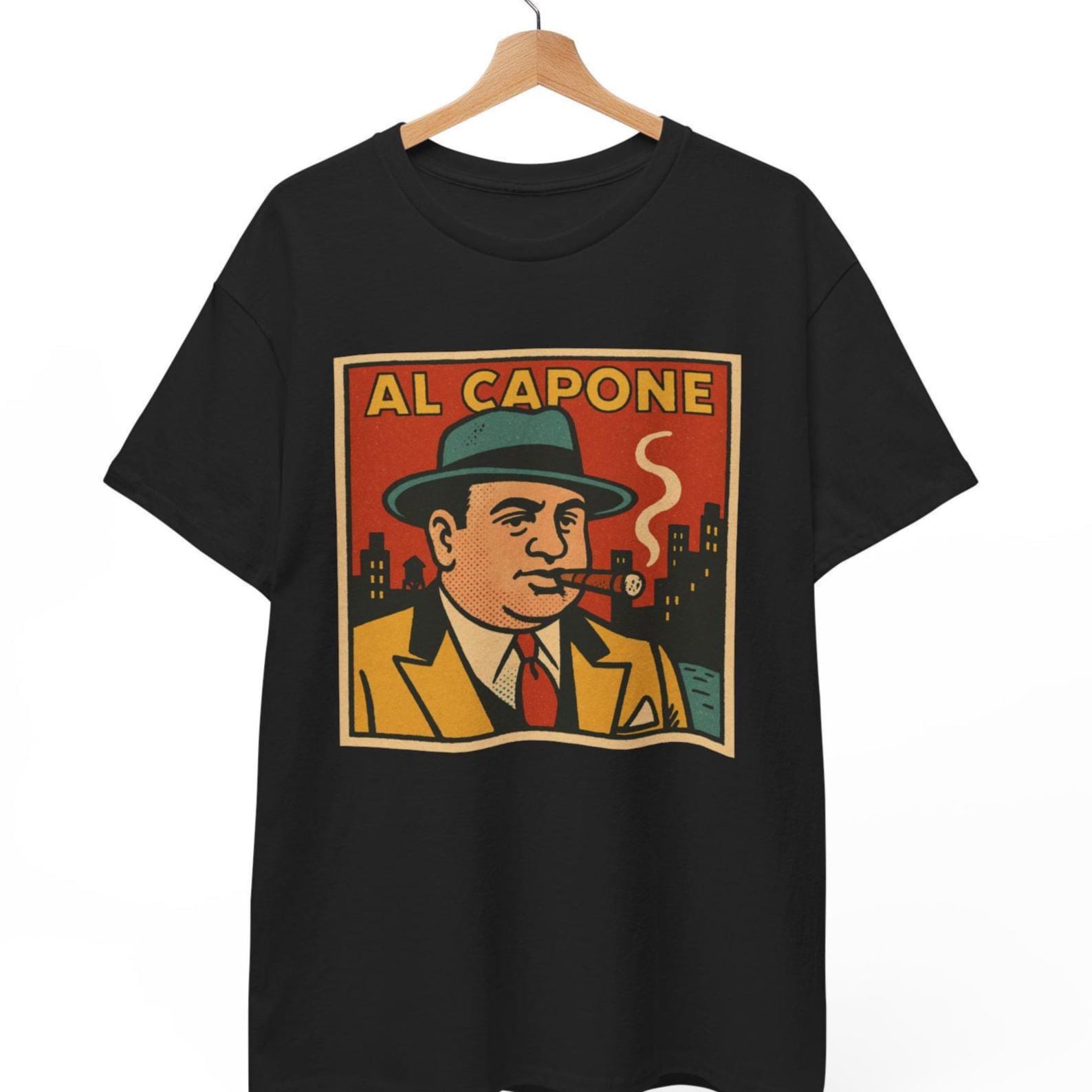 Al Capone Comic T-Shirt: Retro Gangster Graphic Tee L