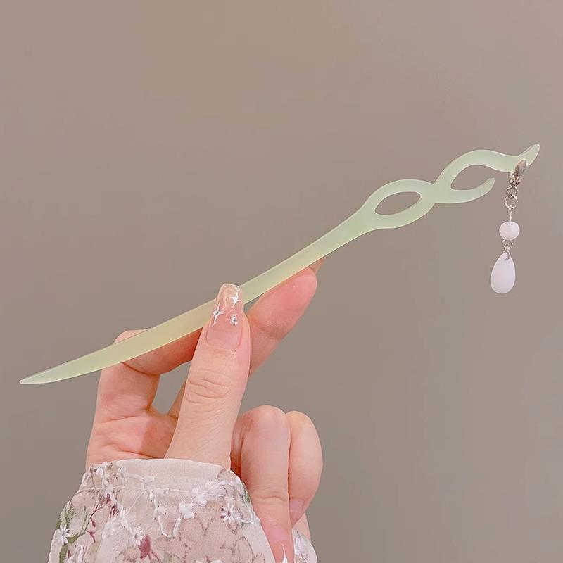 Elegant Retro Tassel Hairpin for Hanfu Updo - Women's Chinese Style Metal Hair Clip