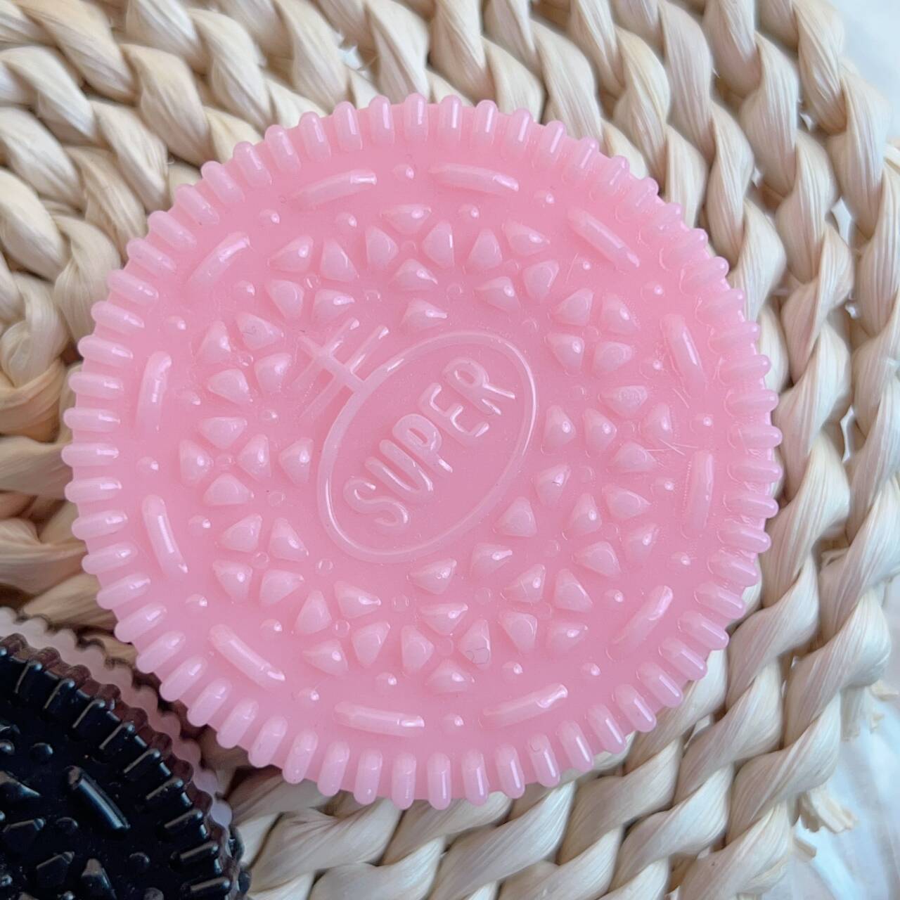 

Super Soft Relaxing Toy - Squeeze Cookies And Sandwich Simulation, Mixed Colors, Novelty Gadget - a Great Gift for Christmas