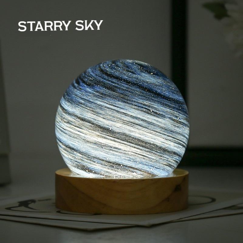3D Mond Glaslampe USB-betrieben Planet Mini Nachtlicht Mit Holzständer Für Kinder Mädchen Jungen Freunde Geburtstag Weihnachtsgeschenke