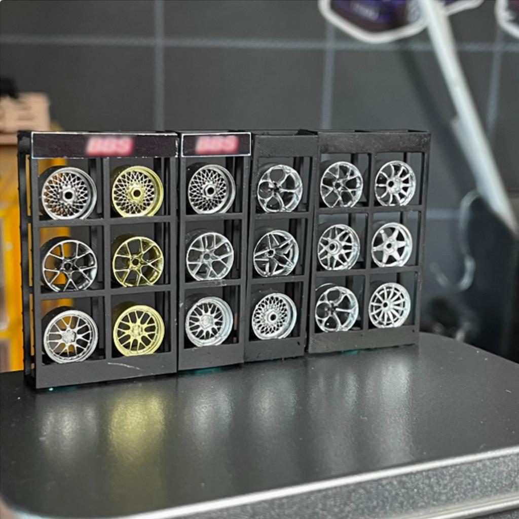 Diorama 1/64 Car Wheel Display Stand Model Garage Scene Props Model Accessories