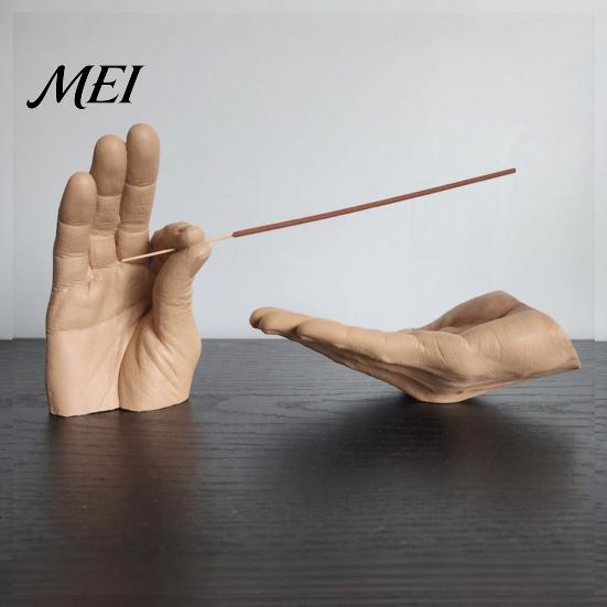 Decorative Home Accessories Creative Hand Shape Incense Burner, Resin Ornament, Burner & Ash Collector Wedding Party Display Decor Set for Office Desk