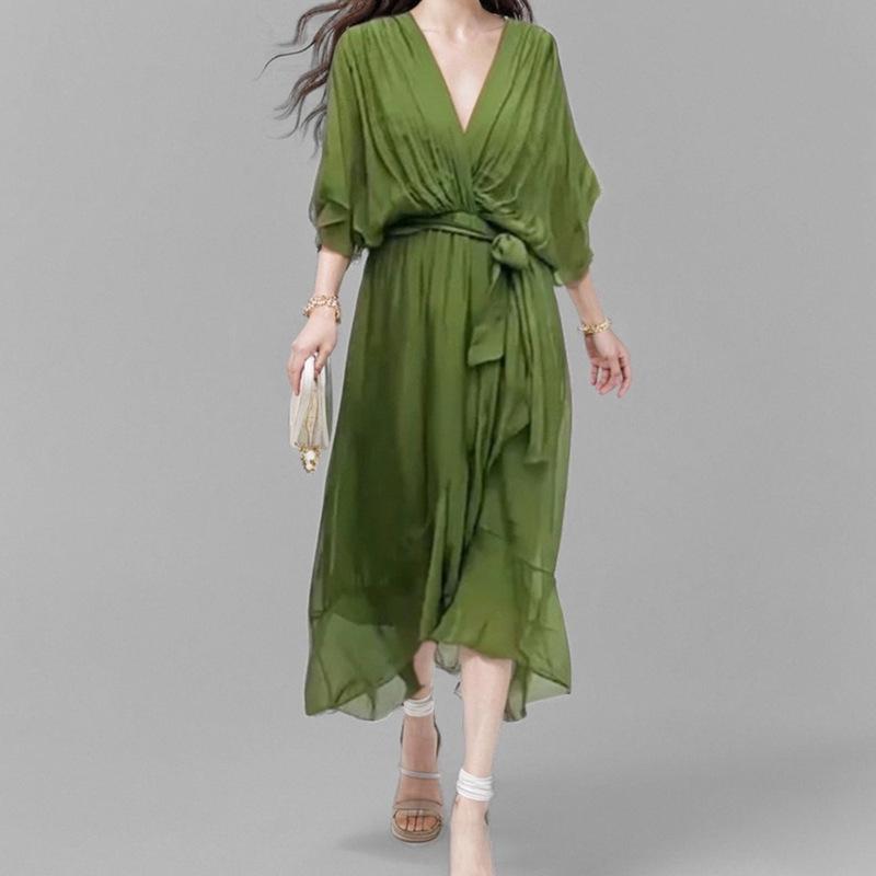 New Women's Clothing Elegant and Fashionable Solid Color Bat Sleeve Long Dress for Women