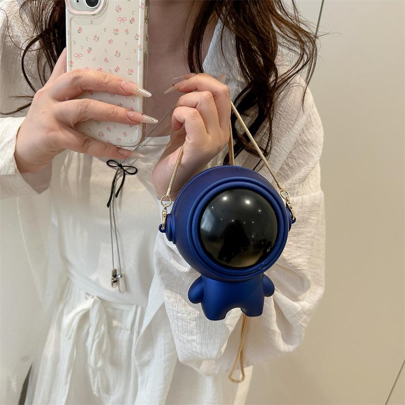 Personality Funny Astronaut Bag 2025 New Fashion Box Bag Women's Versatile Candy Color Messenger Small Round Bag