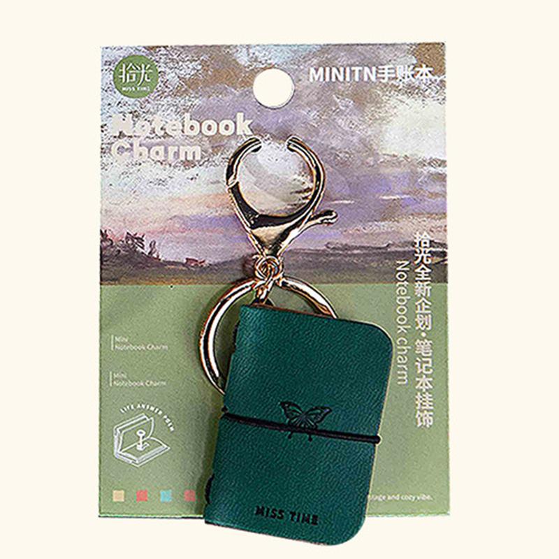 PU Nyckelring Mjukt Läder Mini Bärbar Dagbok Ryggsäcksberlock Anteckningsbok Litterär Stil Förvaringstillbehör