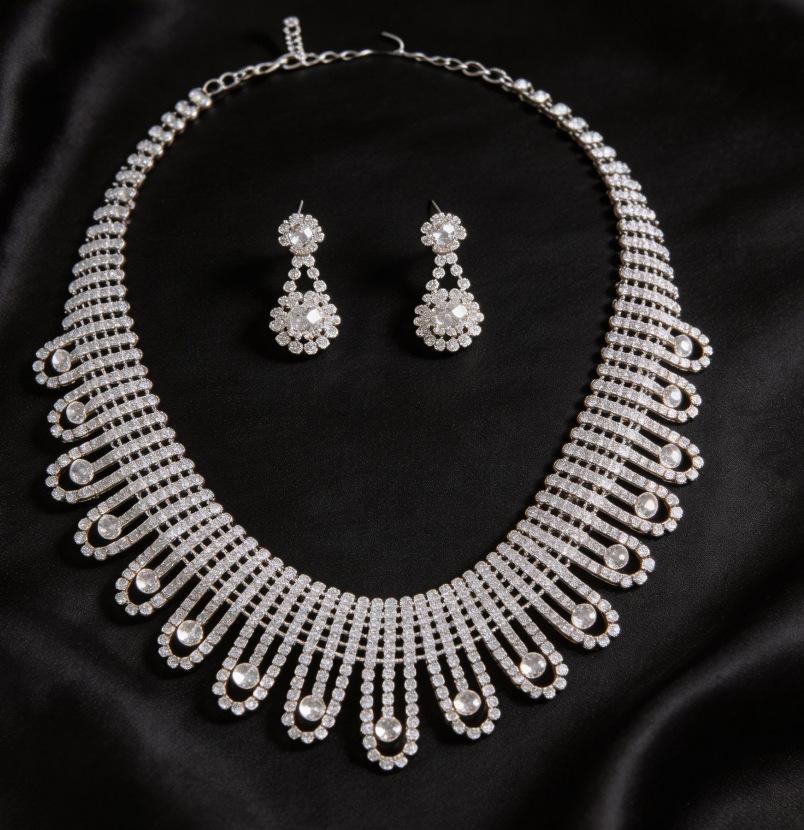 European and American luxury full diamond fringed necklace earrings jewelry set heavy industry high sense dinner dress temperament jewelry