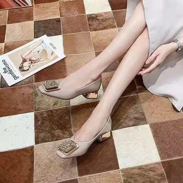 Fashion 2024 Fashion Pumps Shoes Women Medium Heel Trend Spring Summer Patent Leather Red Square Toe Shallow Mouth Women High Heels