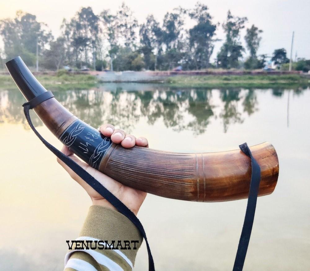 Viking Krigshorn 15" | Håndgravert Kampblåsehorn Trompet | Naturlig Horn Bugle for Jakt, Dekor og Gave