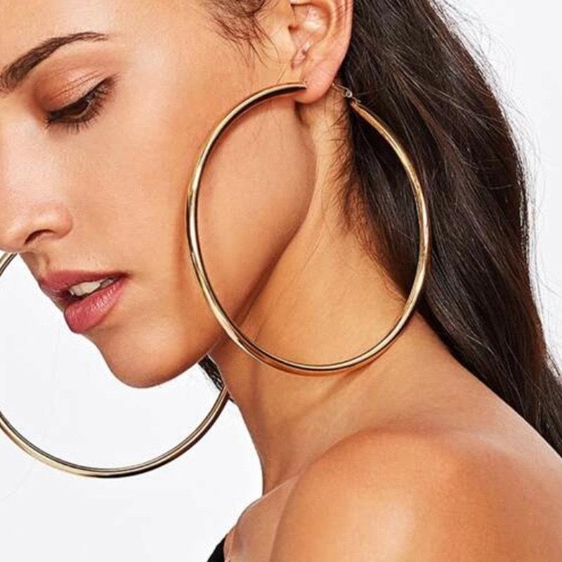 Übertriebene Modische Große Creolen, 10 cm Durchmesser, Trendiger Europäischer & Amerikanischer Stil