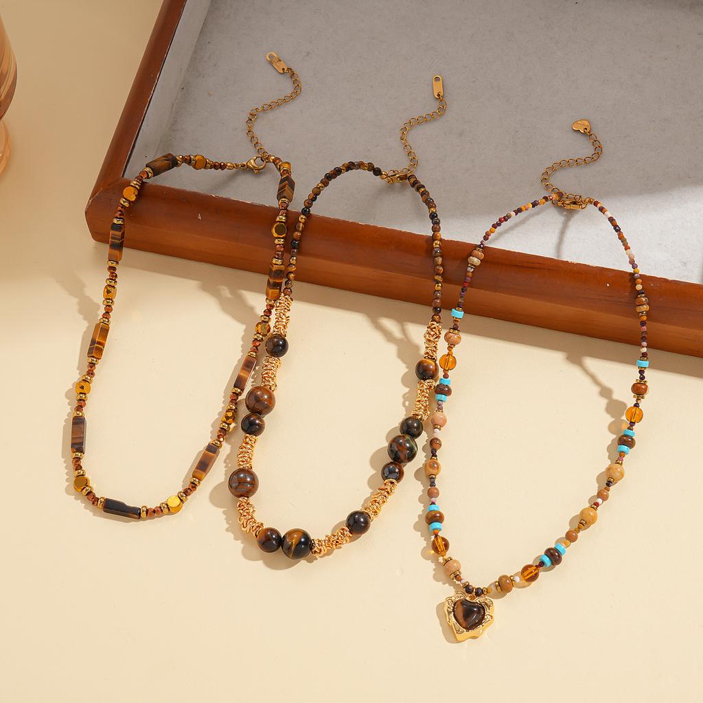 Tiger's eye stone beaded wound love clavicle sweater chain autumn and winter Maillard temperament necklace
