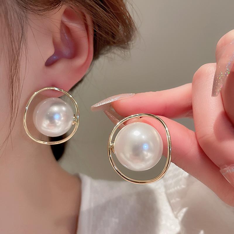 Imitation Pearl Irregular Silver Needle Earrings Real Gold Electroplating French Simple Geometric Earrings