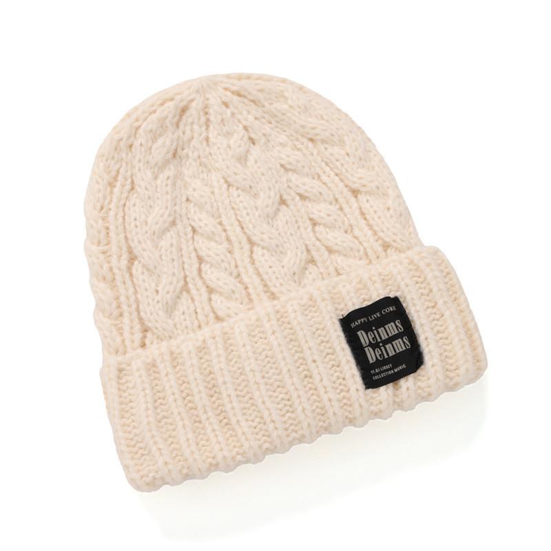 Knitted Hat Style With Letter Decor And Big Head Circumference For Casual Wear