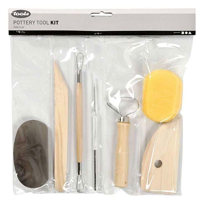 Ce set multifonction contient tous les outils de base comme mirettes, éponge, fil de coupe etc. Réf 10302