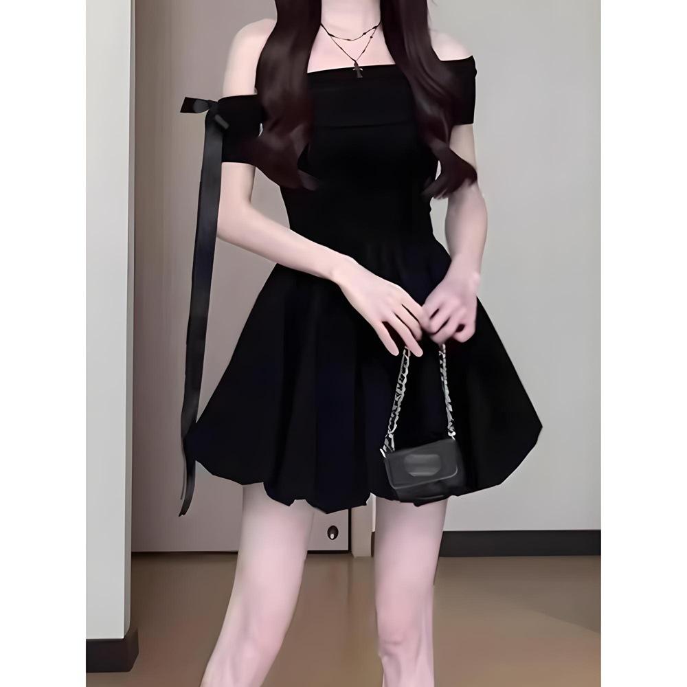 One-word shoulder off-the-shoulder black dress women's summer casual new beautiful puffy bud skirt