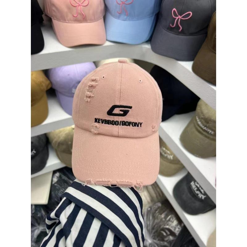 Top Goods! High-Quality Embroidered Ripped Baseball Caps, The Same Fashionable And Versatile Sunshade Cap For Men And Women, Showing A Small Tide