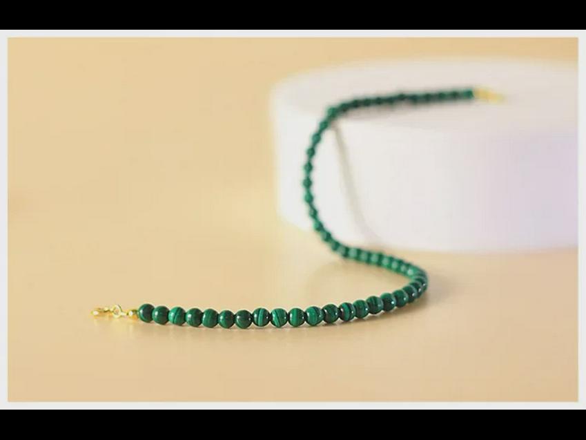 Natural Green Malachite Thin Crystal Bracelet - Cute and Fresh Design for Women