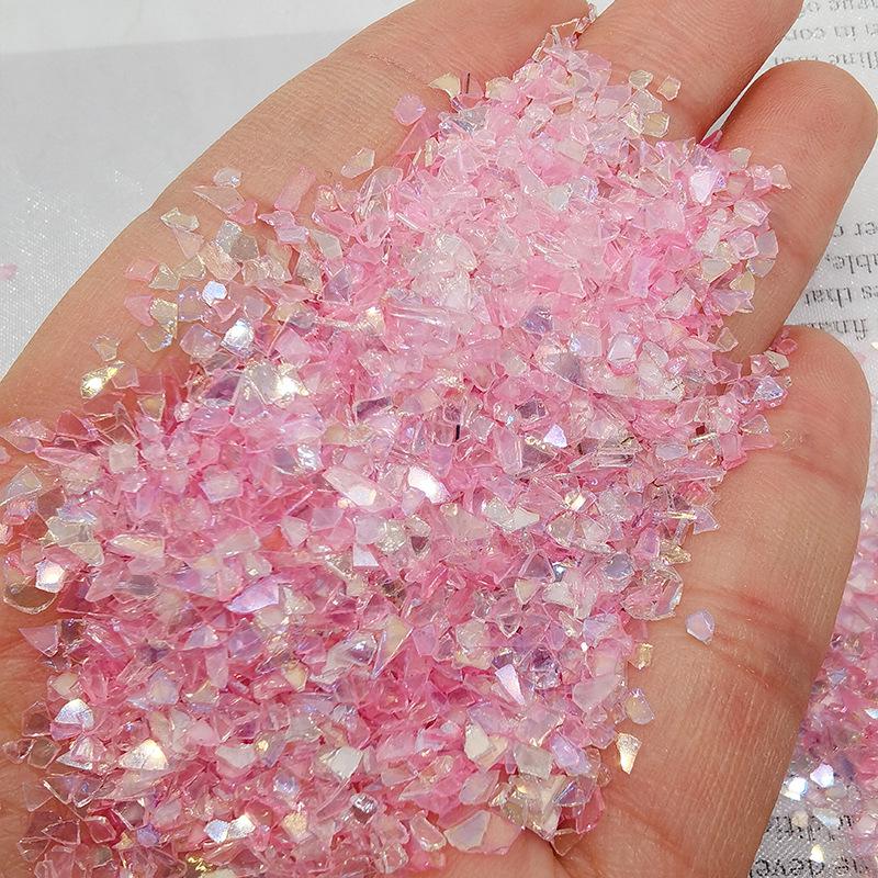 Ručně vyráběné duhové skleněné střepy pro šperky a zdobení nehtů