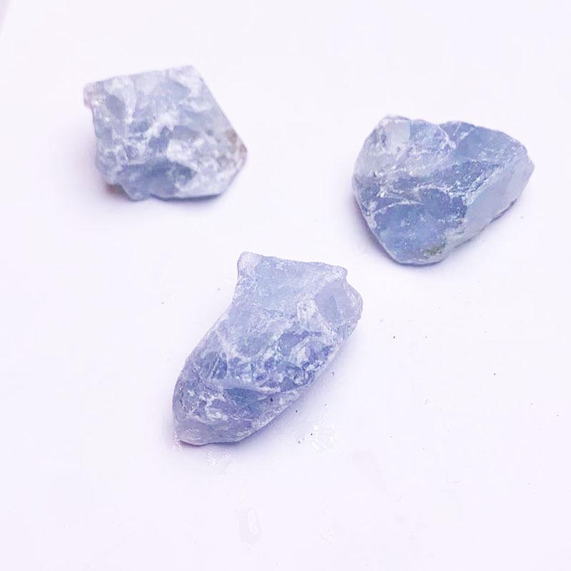 

Подвеска из хрустального гравия с отверстиями - Различные материалы для драгоценных камней - Необычный необработанный камень - Изготовление ювелирных изделий своими руками Celestite