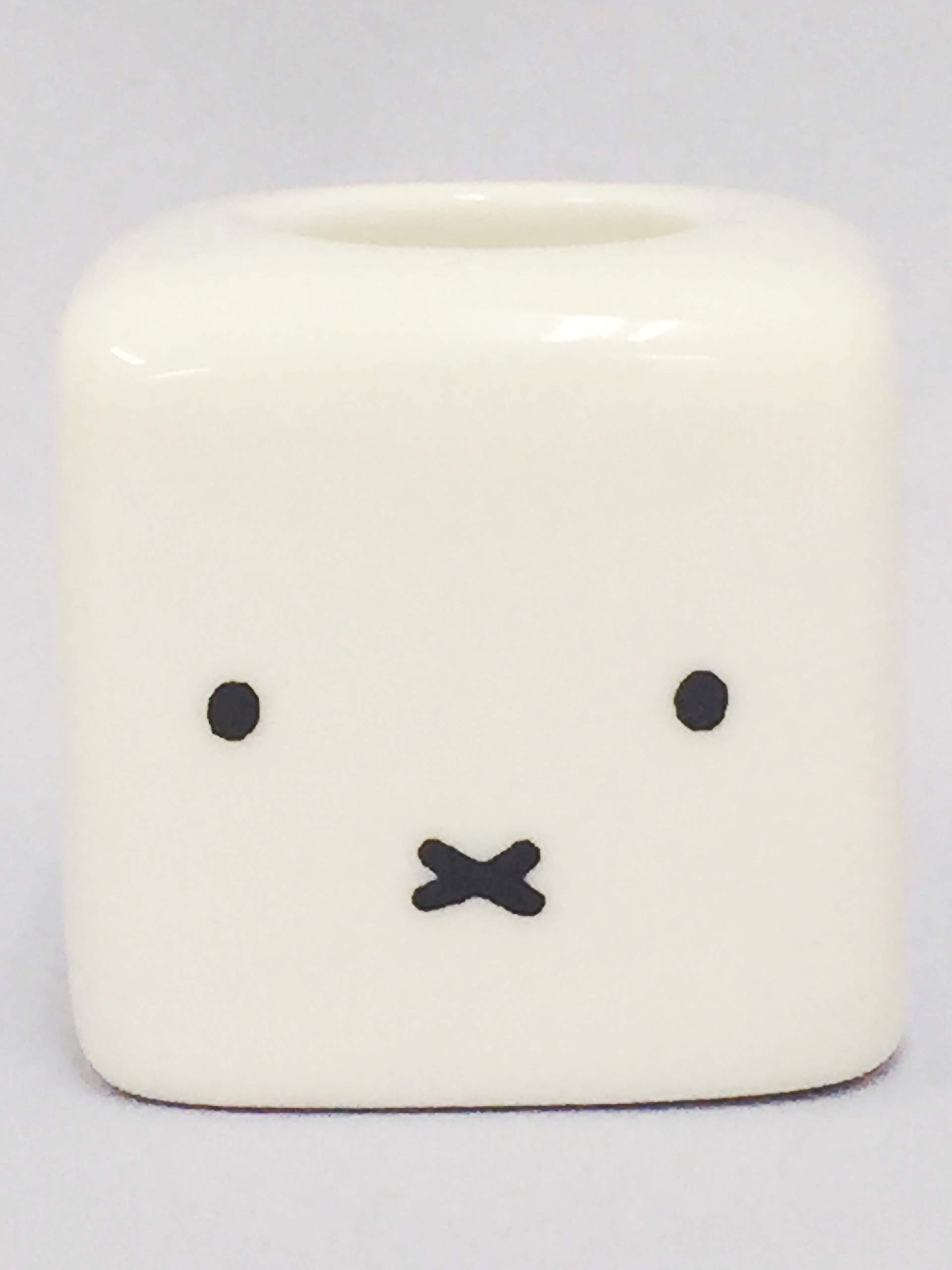 

Marimocraft Face Square Toothbrush Stand WH Miffy