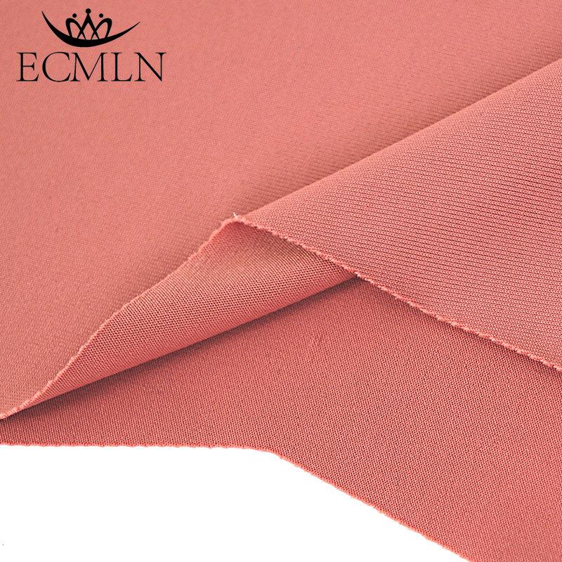 Women's One-piece Ice Silk Seamless Panties V-shaped Low-waist Breathable Underwear Skin-friendly Soft Lingerie