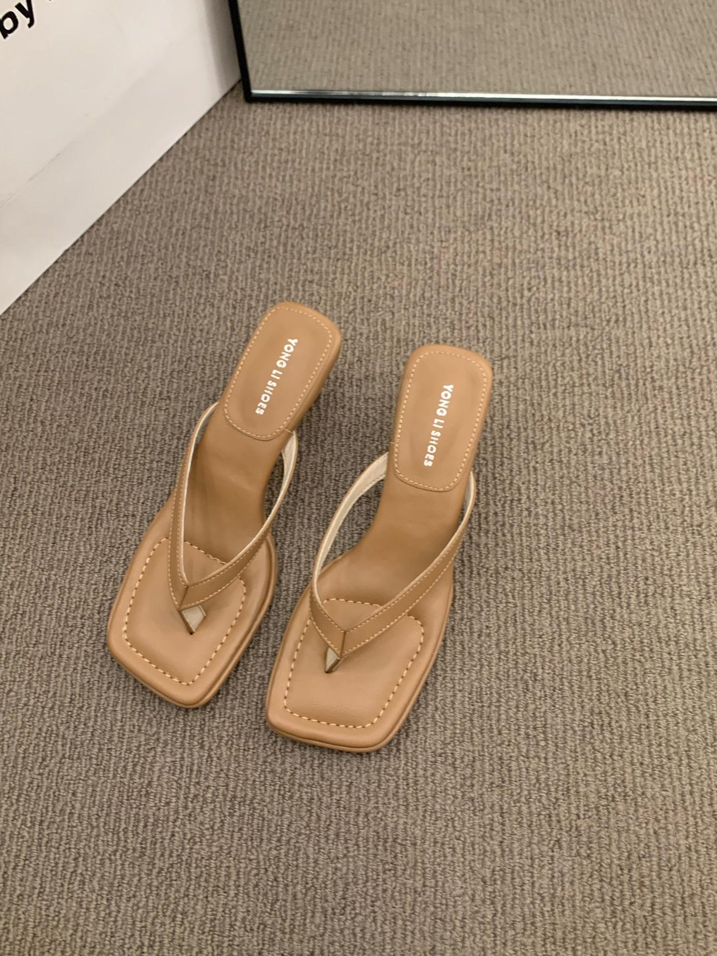 

French sandals pinch-in flip-flops fairy shoes summer wear 2024 new simple toe high-heeled sandals 39 хакі