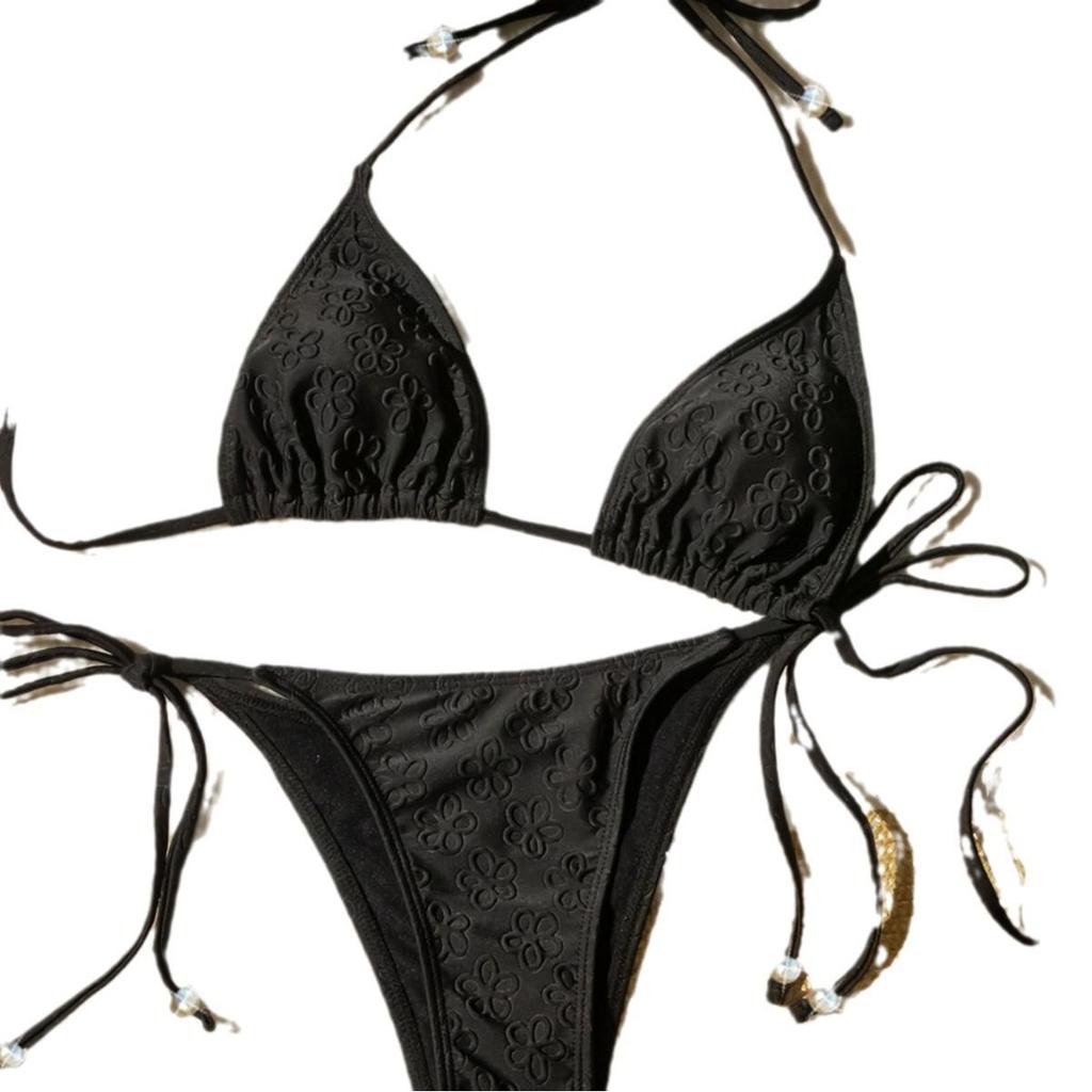 European & American Halter Tie Bikini: Sexy Two-Piece Solid Color Swimsuit for Women