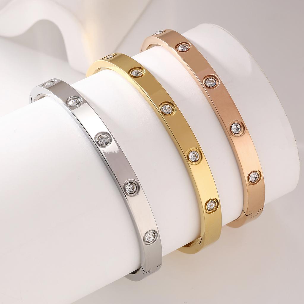 2026 Bracciale Stella Gitana da Bagno Gratuito e Inalterabile Versione Coreana Femminile Incastonato di Diamanti Alla Moda Semplice Flash Diamante Coppia Mano