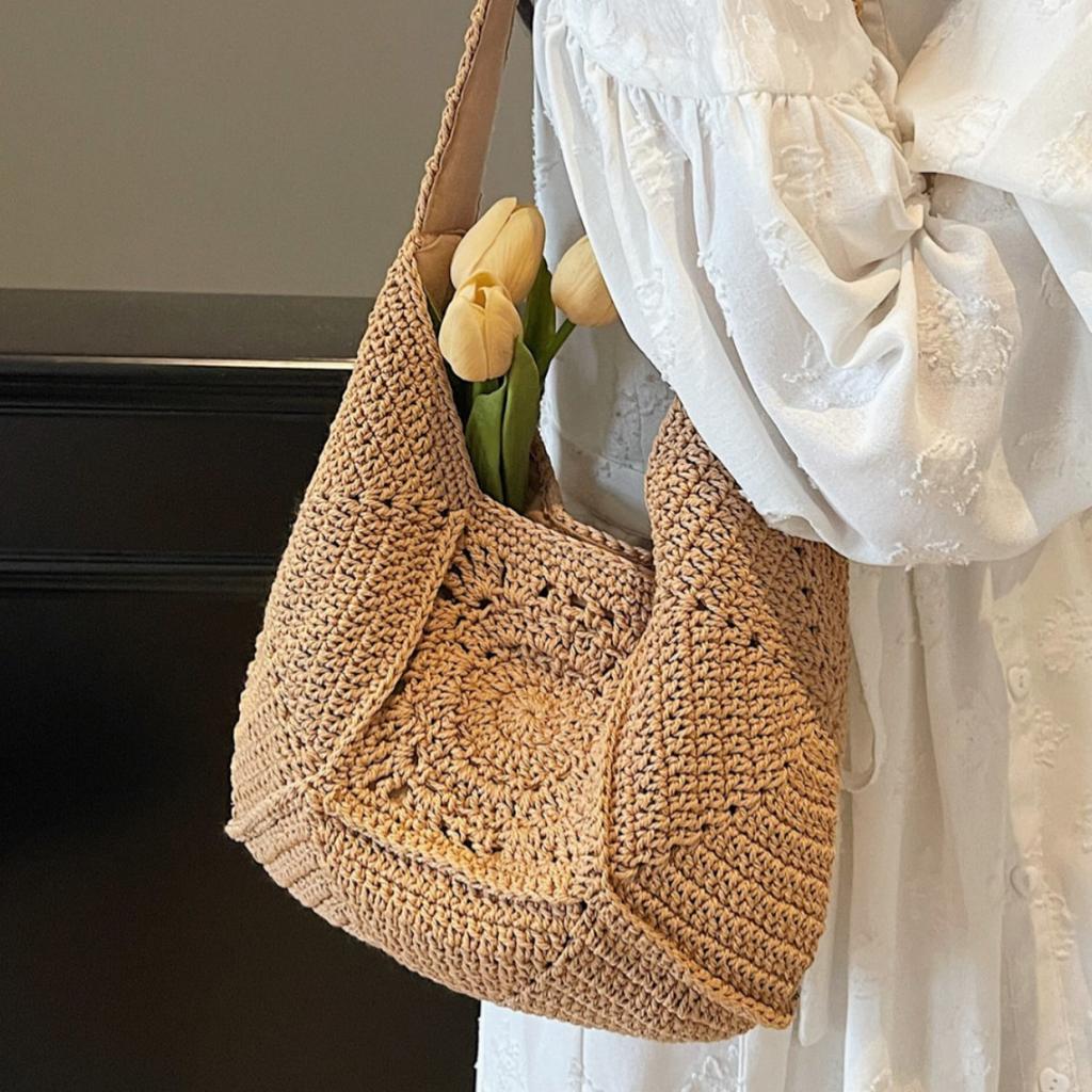 Fashion Woven Bag Women's New Large-capacity Seaside Vacation Beach Bag Woven Straw Tote Bag for Women