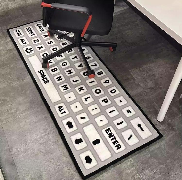 

Современный простой стиль Клавиатура Имитация кашемира Длинный ковер Нескользящие плюшевые коврики для спальни Мягкий прикроватный коврик Легко чистить Стираемый 60*160cm