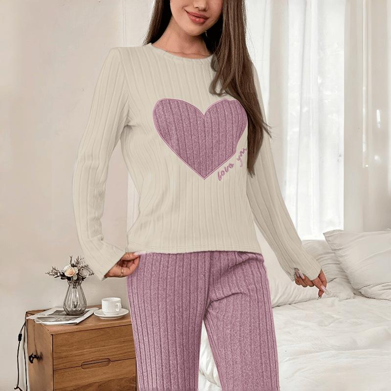 Women’s Heart Embroidered Pajama Set Brushed Long Sleeve Top and Long Pants Loungewear Suitable for Outdoor Wear