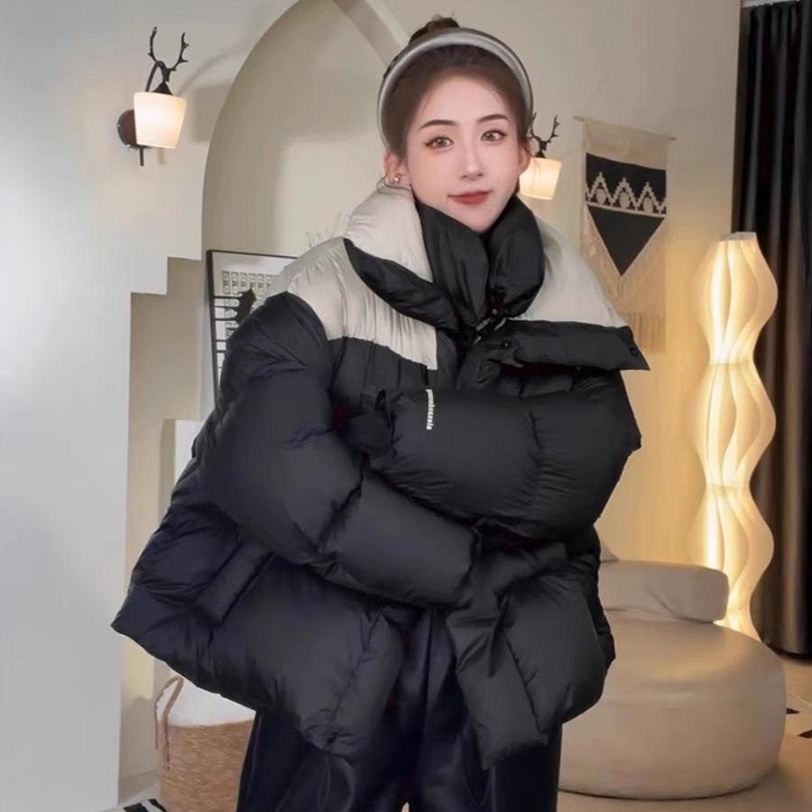 FASHION 2024 Winter New Down  Women's Short Thickened Contrast Color Warm Hooded 90 White Duck Down Loose  Trendy Clothes