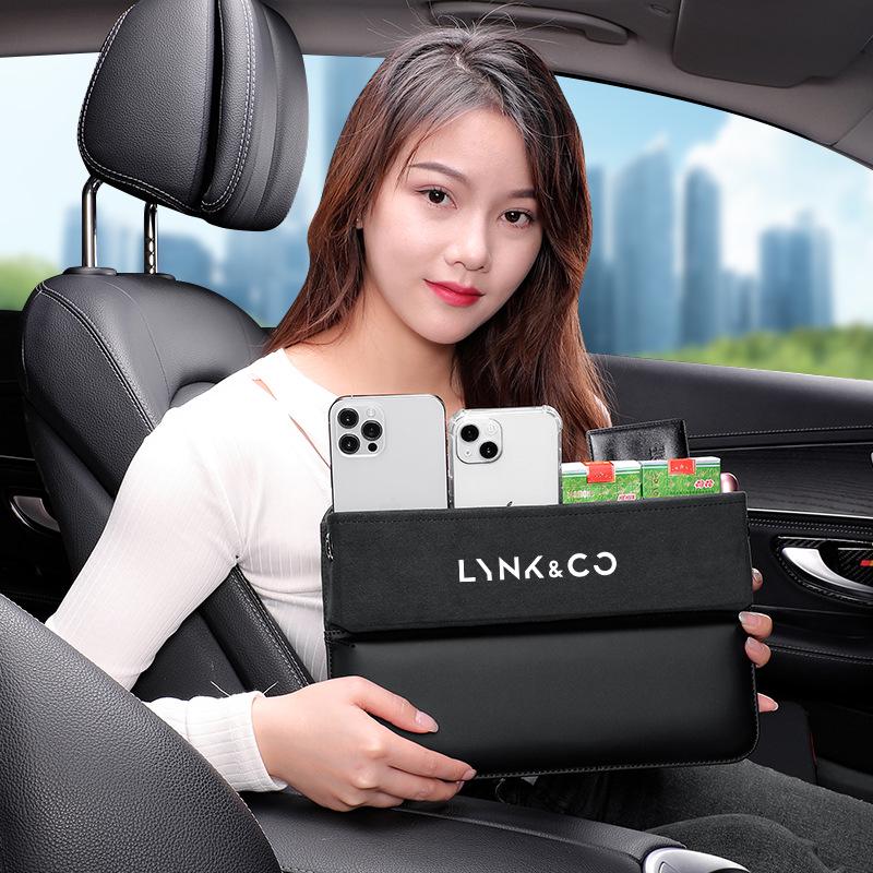 Lynk & Co 01-06 Seat Gap Organizer & Storage Box